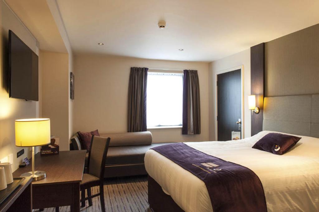 Premier Inn Aberdeen Airport - Dyce Exterior foto